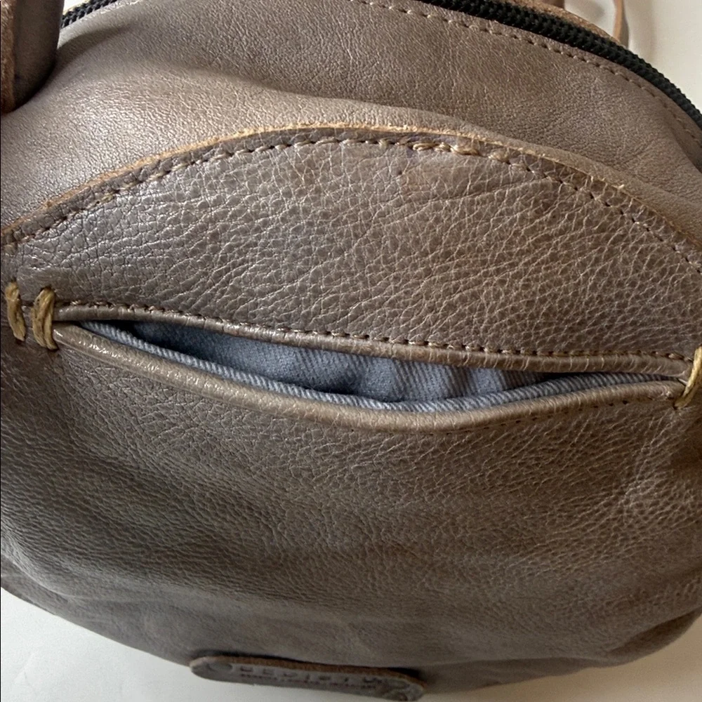 Bed Stu Arenfield Leather Bag in Icicle Gray - Picture 5 of 13
